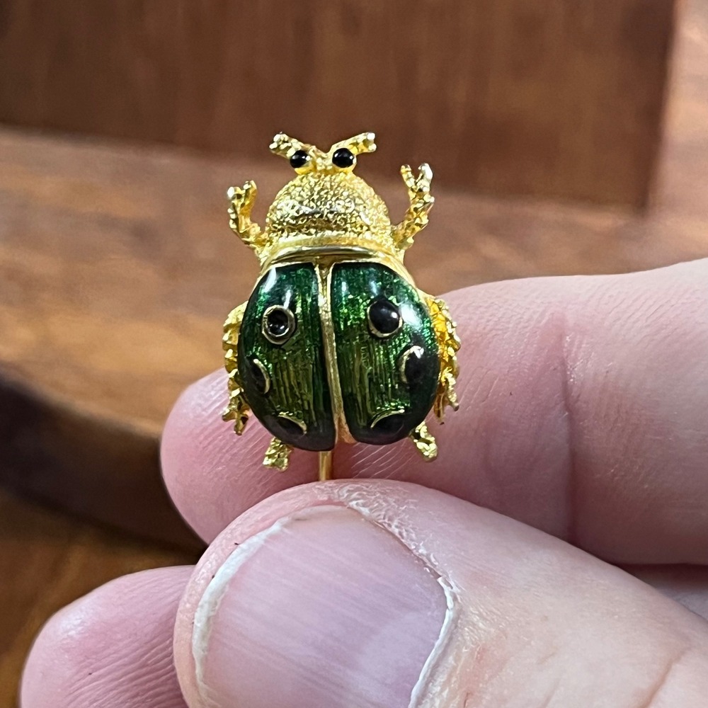 Vtg Green Enamel Ladybug Stick Pin Gold Tone Beetle Lapel Hat Pin - Picture 4 of 6
